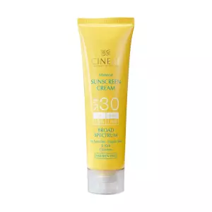 کرم ضد آفتاب بدون رنگ سینره SPF30 مناسب پوست حساس  50 میلی لیتر